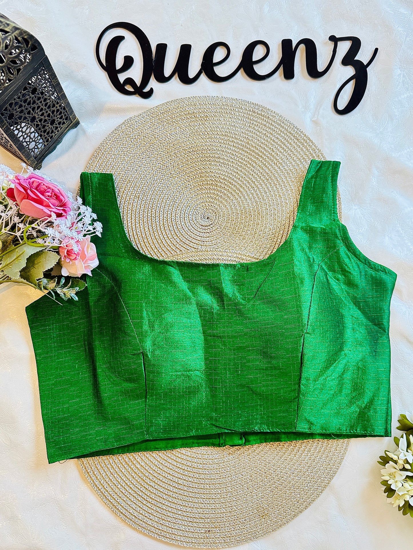 QB107- Phantom Silk Sleeveless Blouse