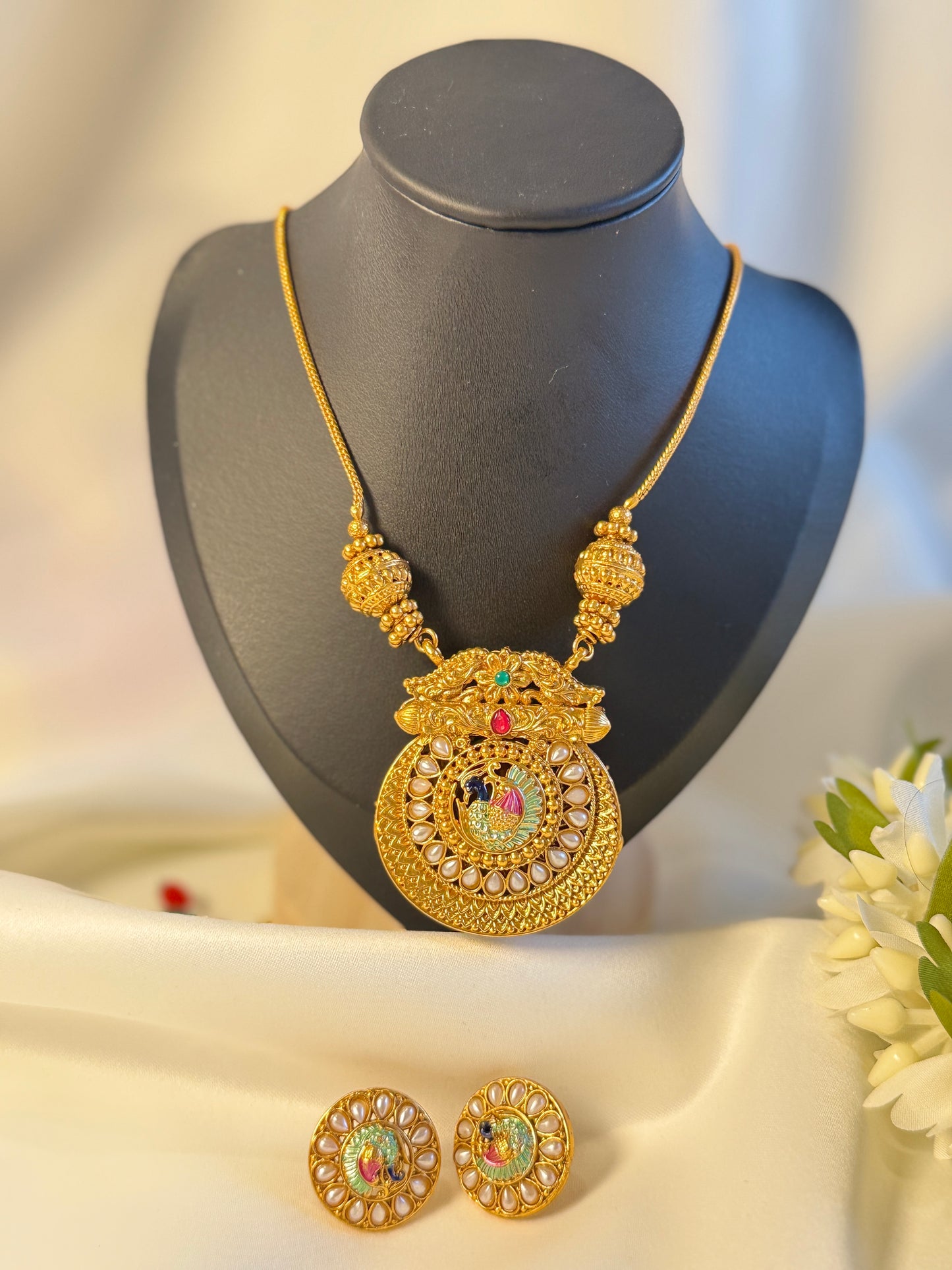 QJ117 -Reversible Pendant Necklace