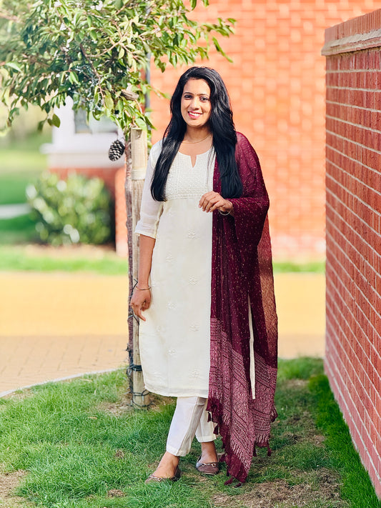 Off-white Mulchanderi Salwar Set.