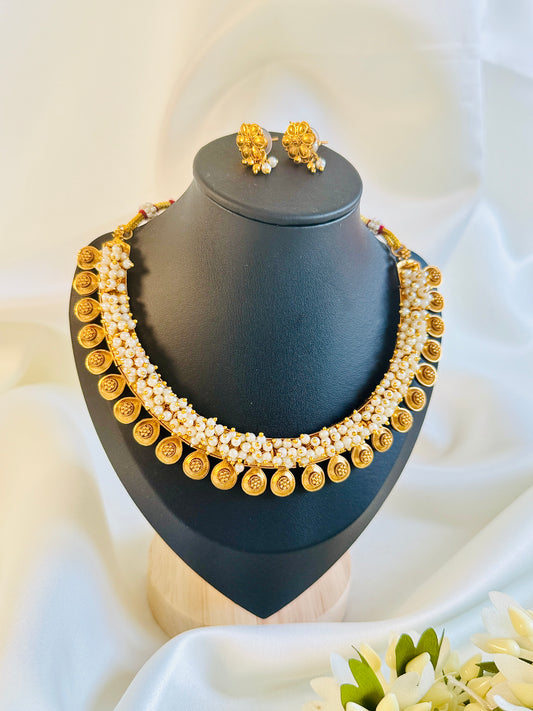 QJ130-Pear Gungaroo Necklace