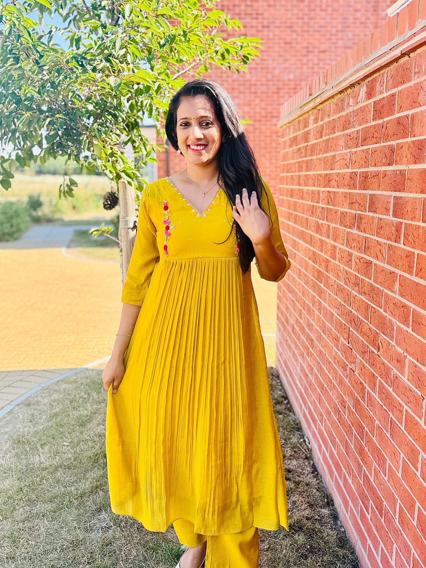 QS755 - Yellow Mulchanderi Coord Set
