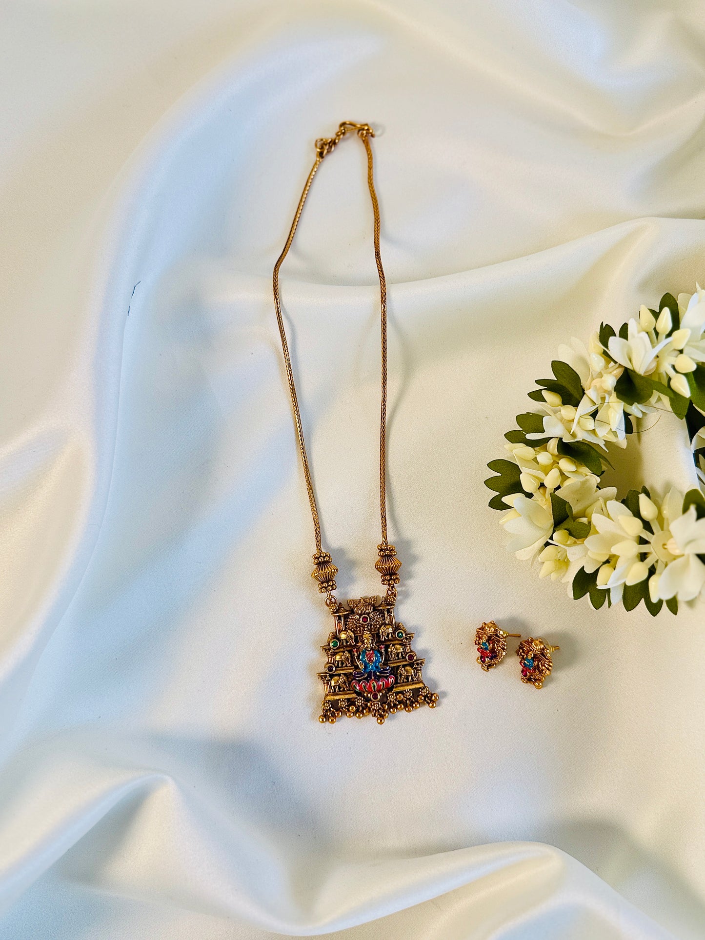 QJ165- Saraswathi Kovil Pendant Necklace