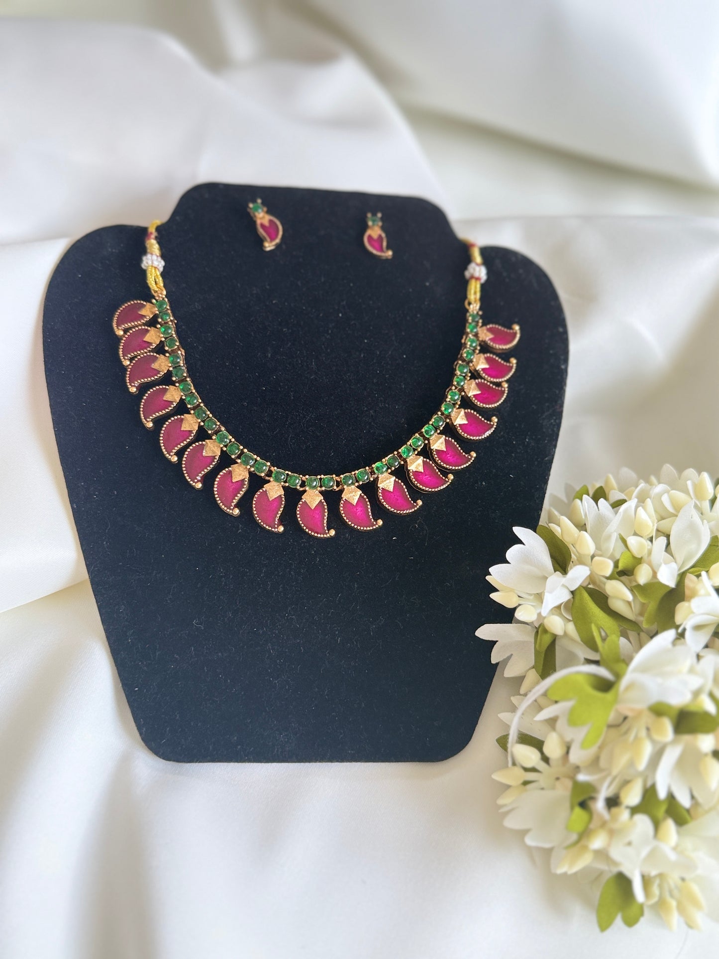 QJ104 - Mango Necklace Purple