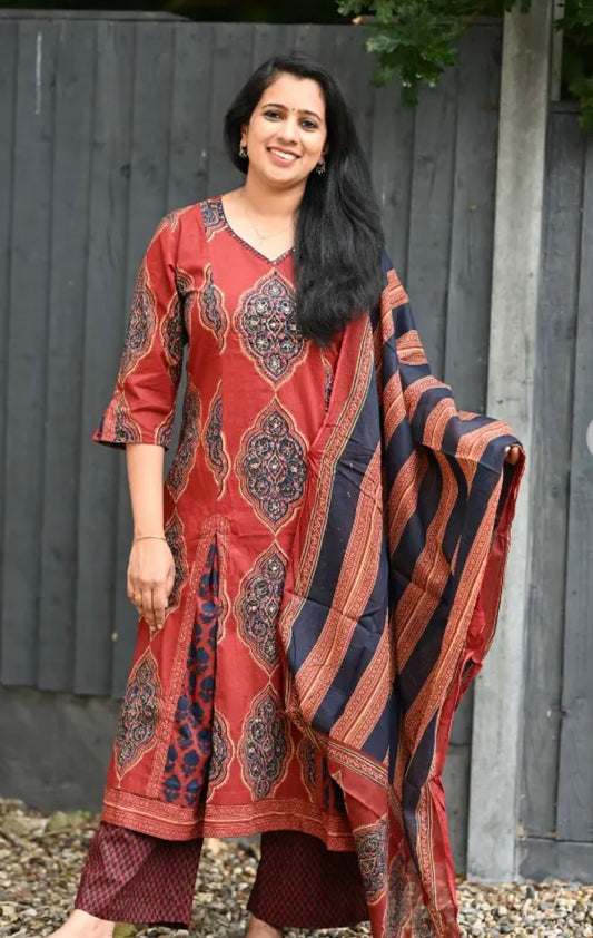 QS086-Designer Partywear Cotton Anarkali Set