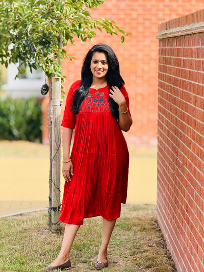 Vetrican Orange Pleated Kurta – view 3 of 4