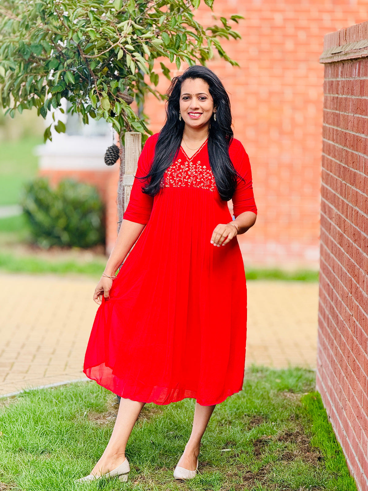 Chilly Red Pleated Georgette Kurta – view 3 of 4
