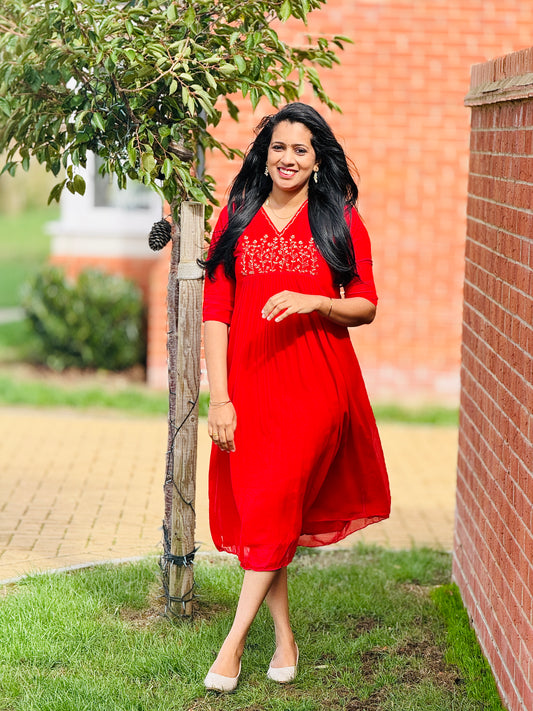 Chilly Red Pleated Georgette Kurta – view 2 of 4