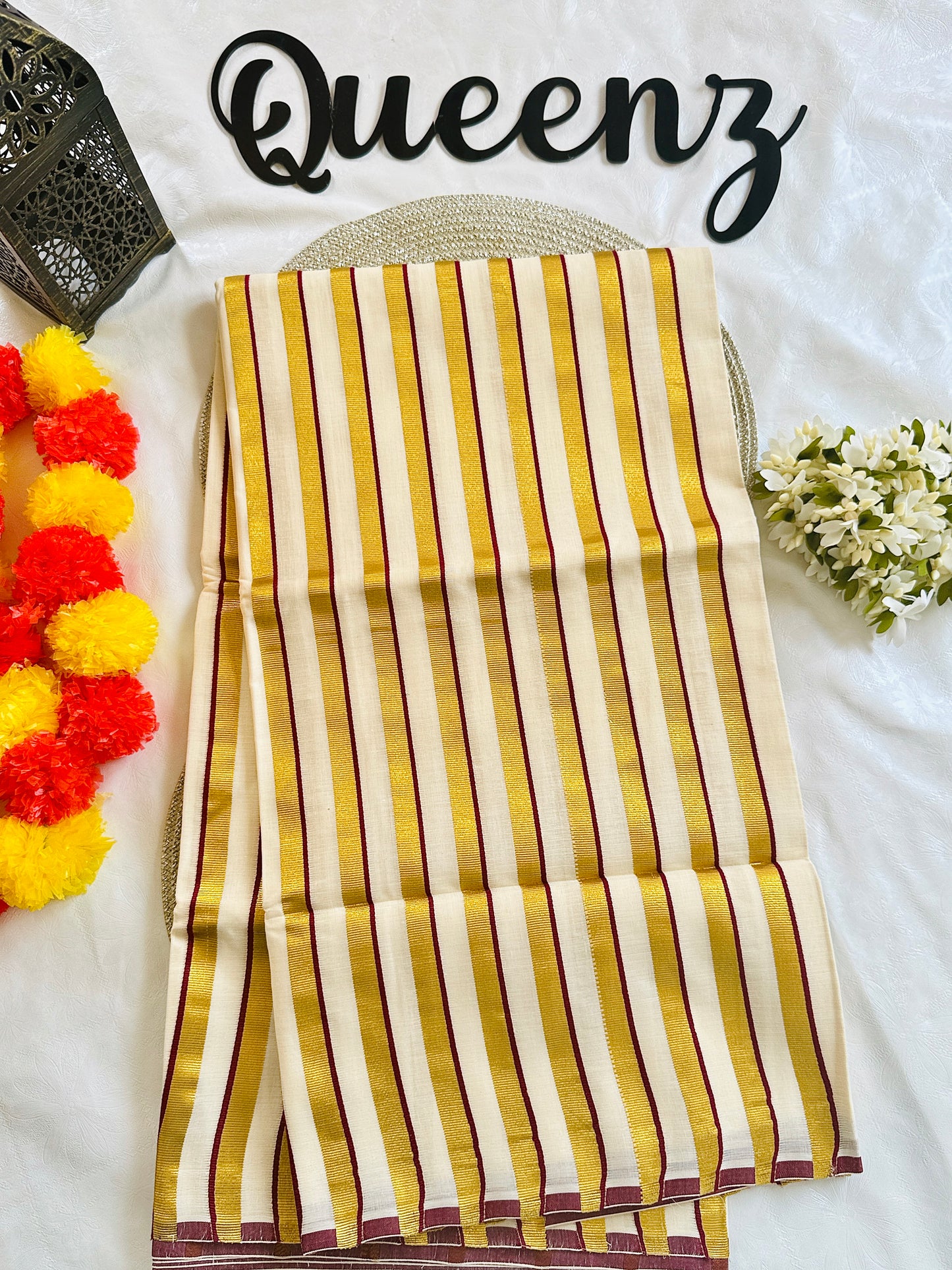 SS332-Line Kasavu Kerala Saree