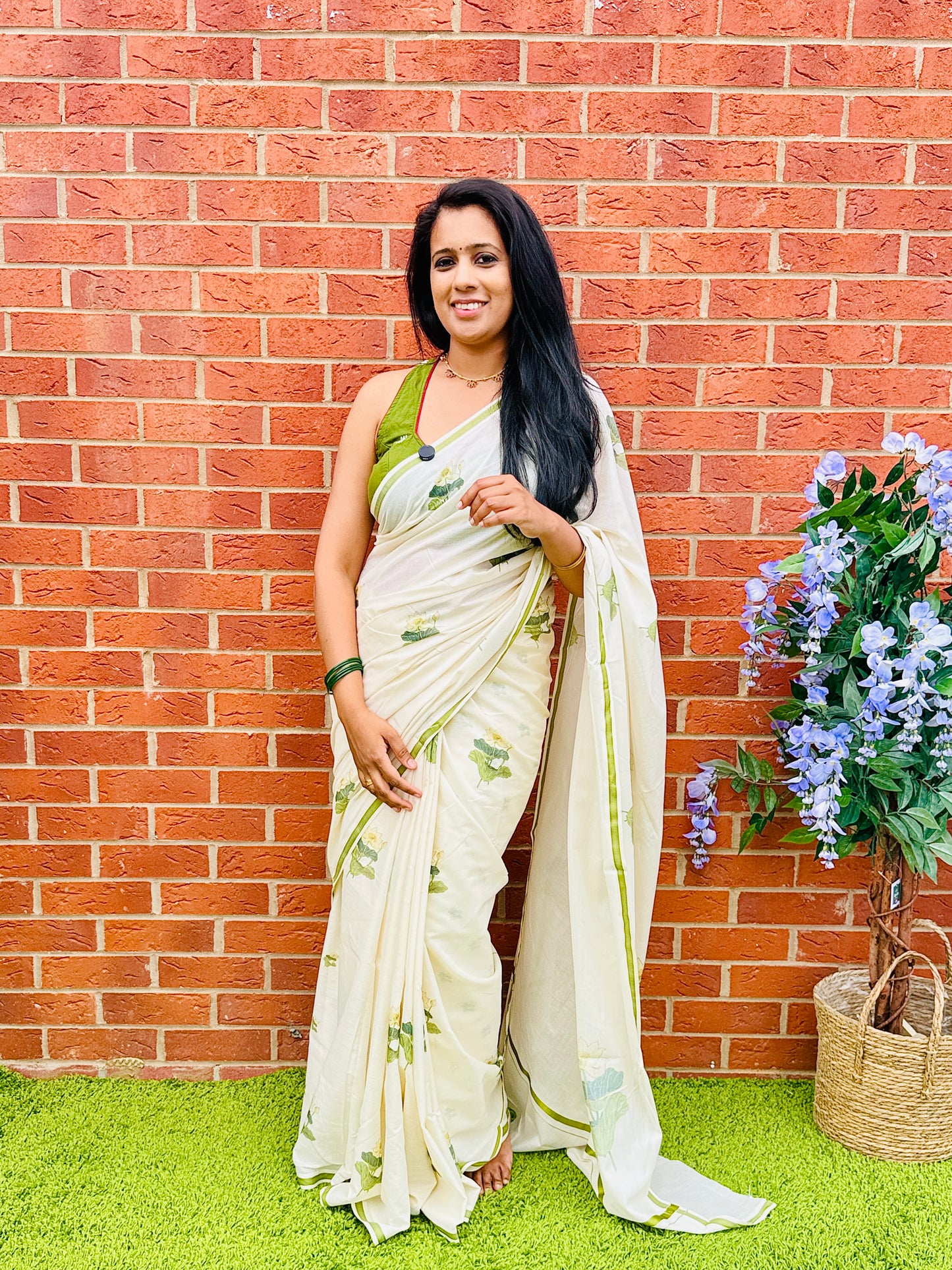 SS330- Water lilly Cotton Saree
