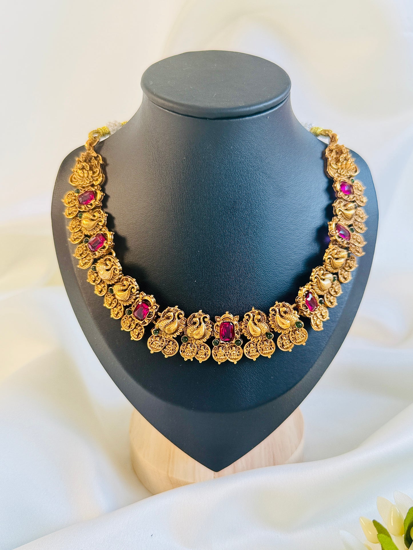 QJ131- Antique Peacock necklace