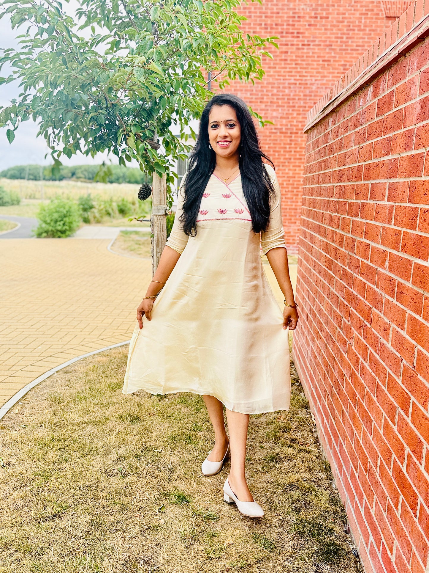 QS811- Soft tissue lotus Kurta