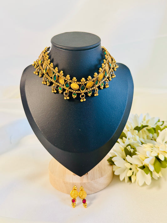 QJ161- Palakka Coin Choker Necklace