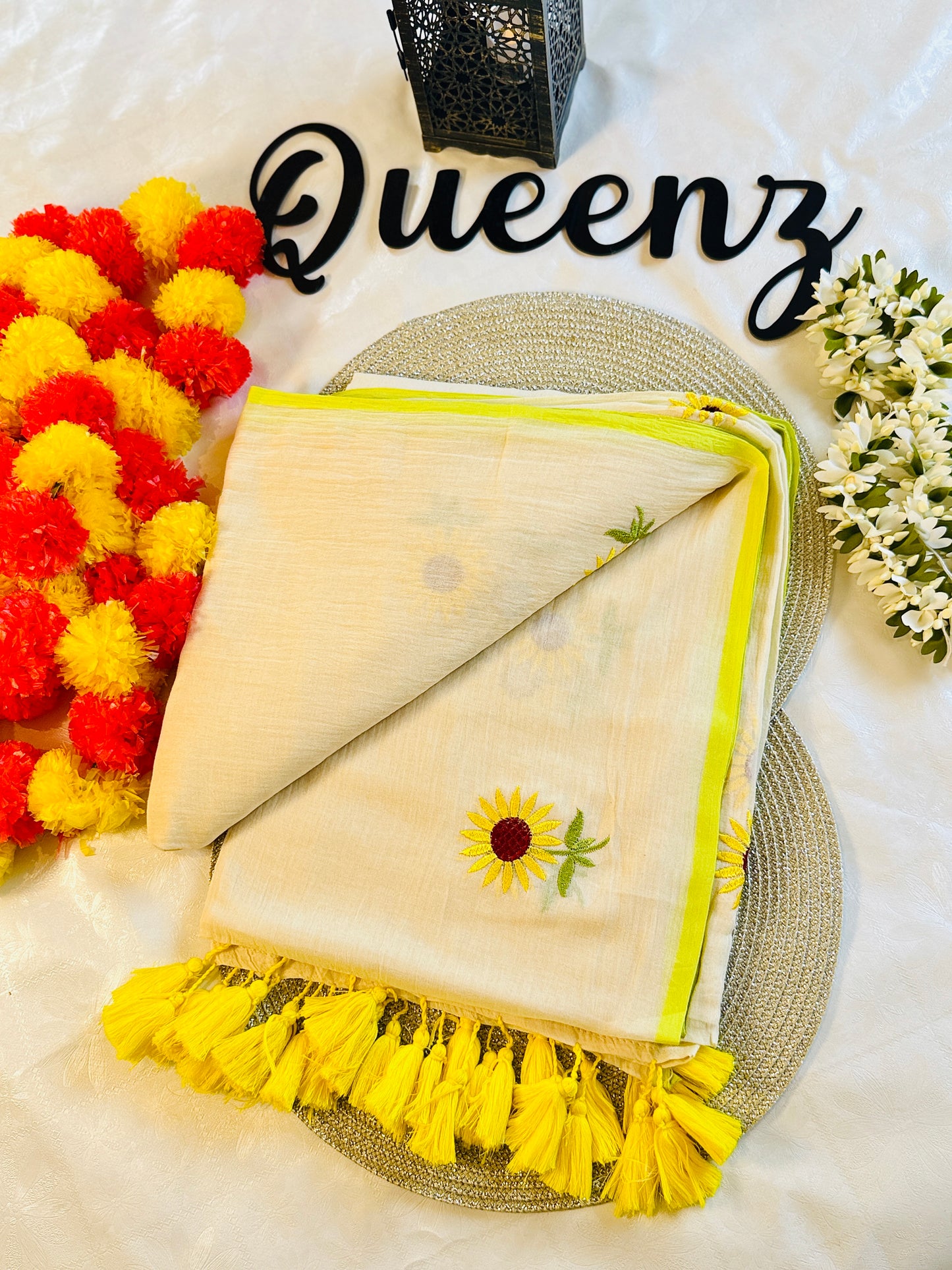 QMC366-Sunflower Embroidery Mul Cotton Saree