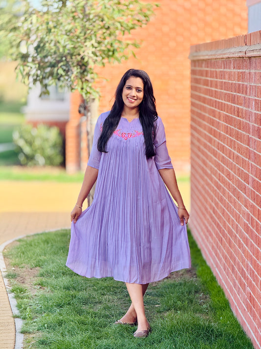 Lavender Pleated Handworked Kurta – view 2 of 6