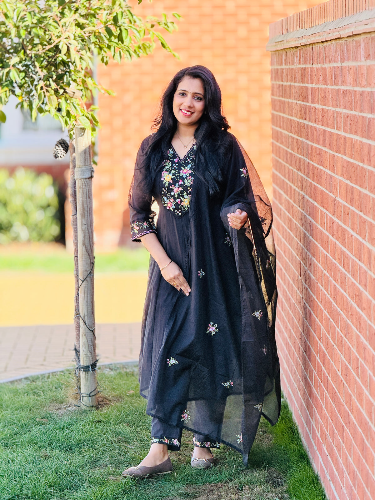 Black Mul Chanderi Panel Cut Anarkali – view 3 of 4