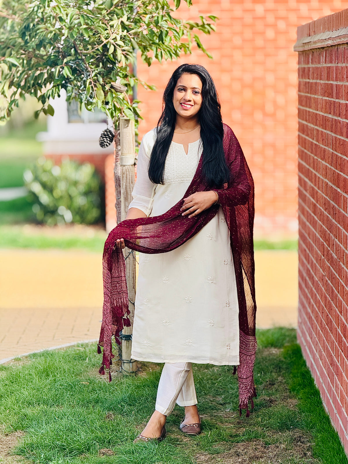 Off-white Mulchanderi Salwar Set.