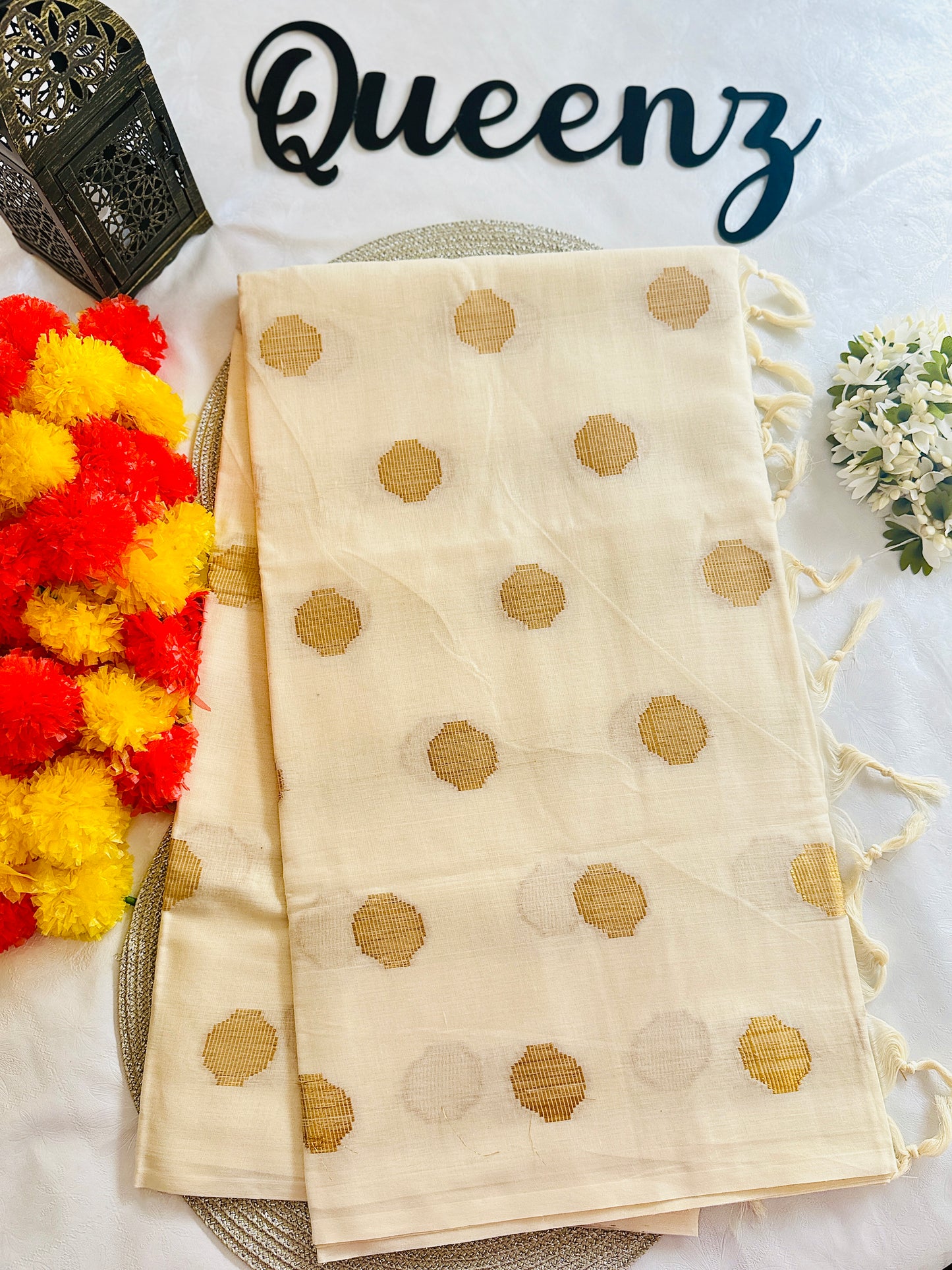 SS321 Borderless Golden Weaved Soft Cotton Saree