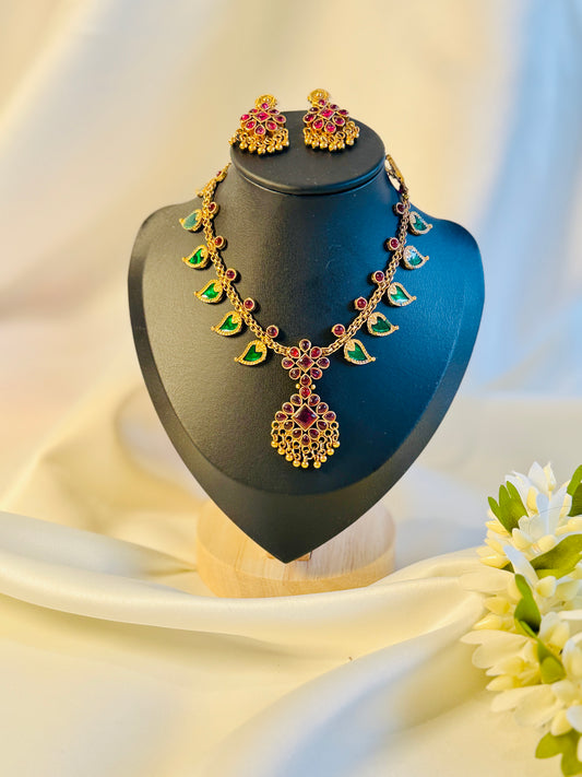 QJ118- Mango Design Attika Necklace
