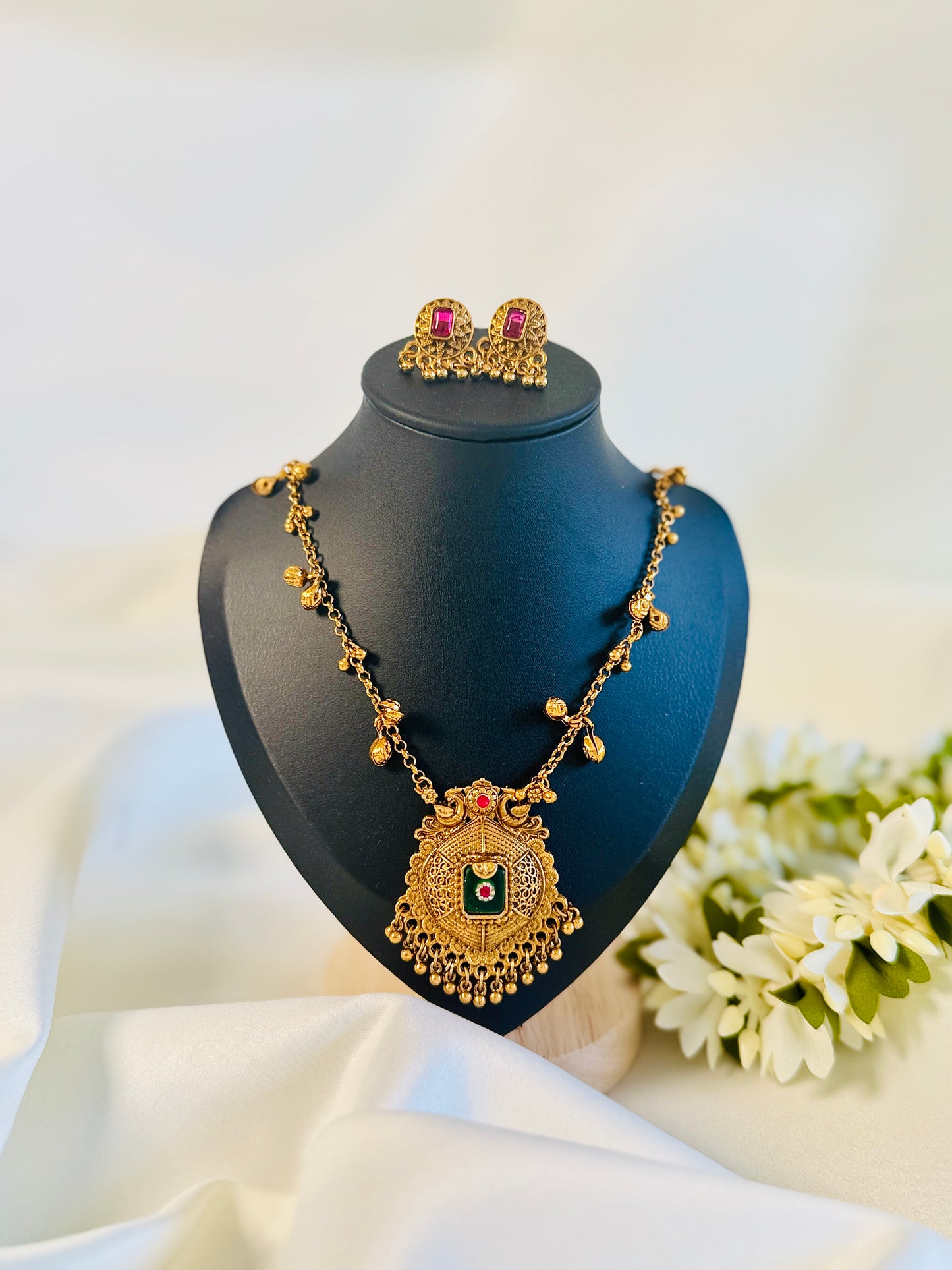 QJ163-Peacock Gungroo pendant Necklace.