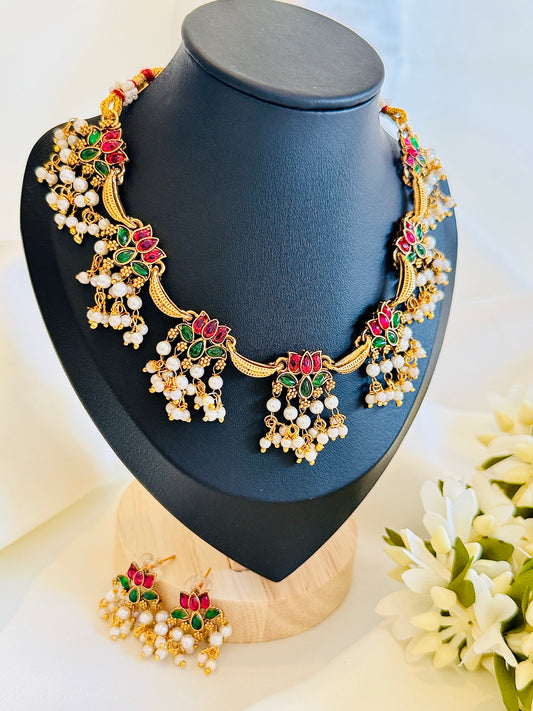 QJ115- Lotus Pearl Necklace