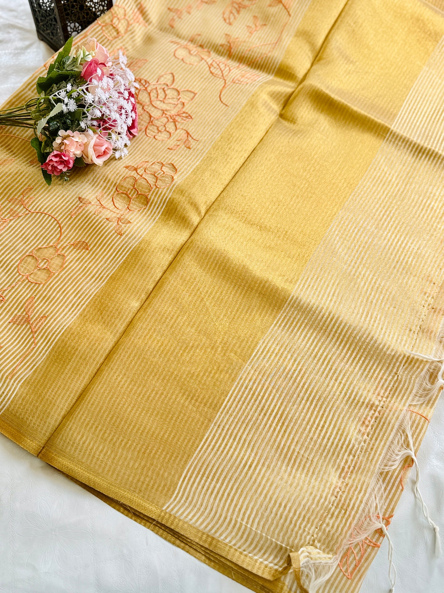 SS338- Premium Tissue Saree with applique work