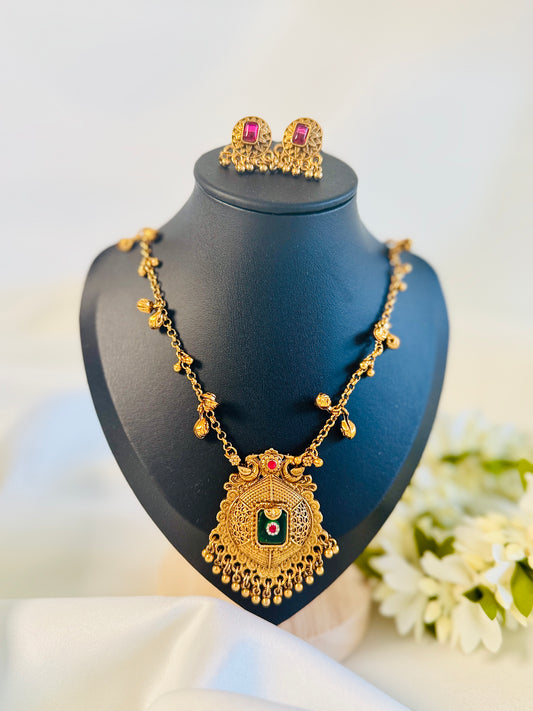QJ163-Peacock Gungroo pendant Necklace.
