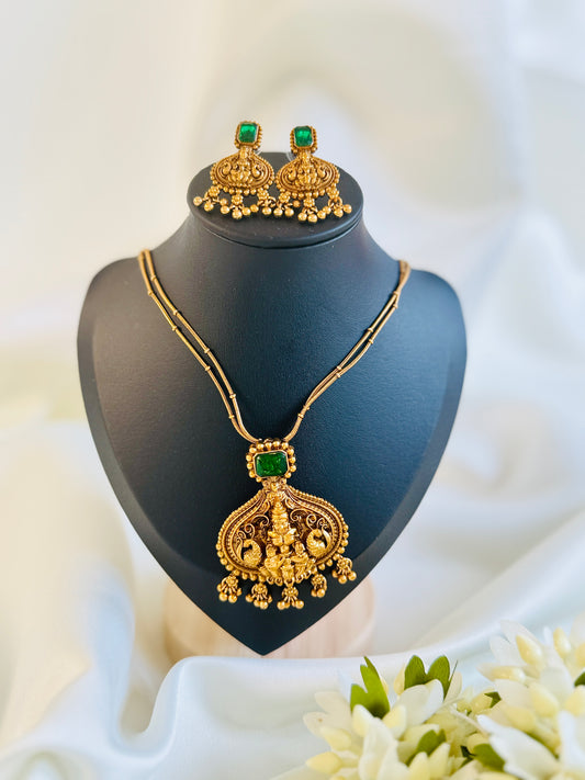 QJ127-Lekshmi Prndant Necklace- Green