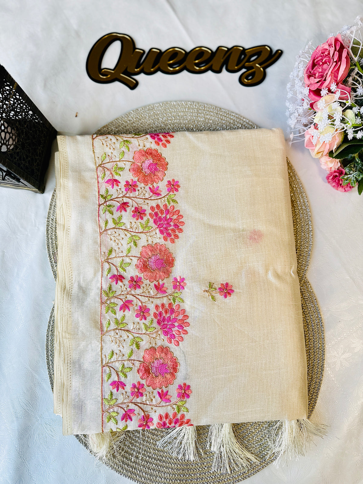 Off-White Semi Tussar Floral Embroidery Saree