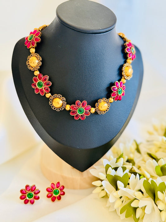 QJ112-Flower Necklace