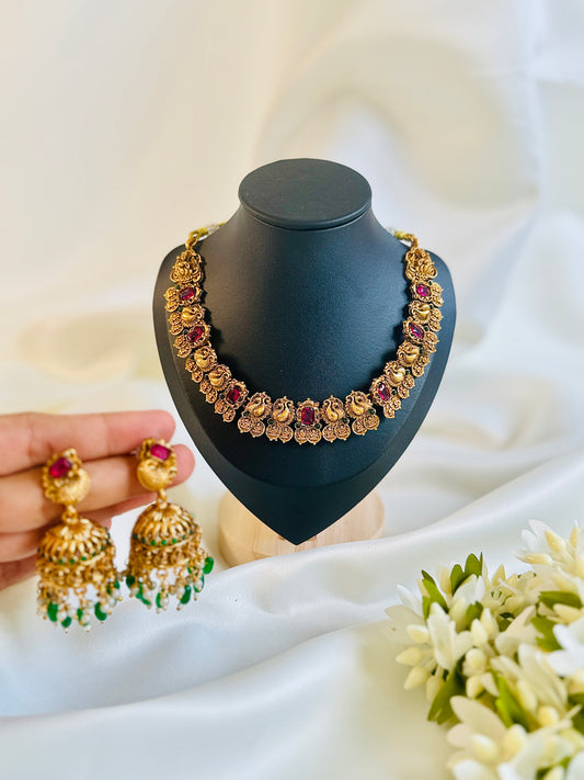 QJ131- Antique Peacock necklace