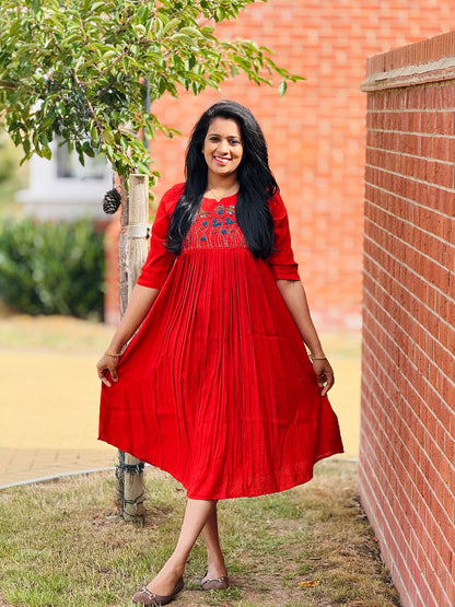 Vetrican Orange Pleated Kurta – view 2 of 4