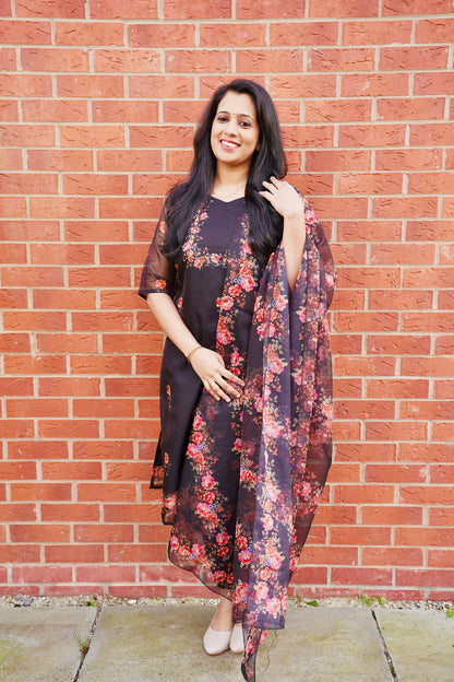 QS211-Black Organza Salwar