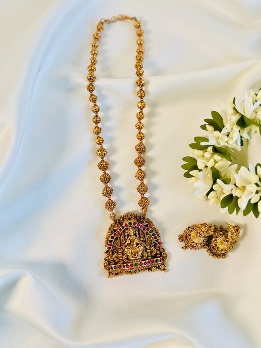 QJ162-Lekshmi big Pendant long Necklace
