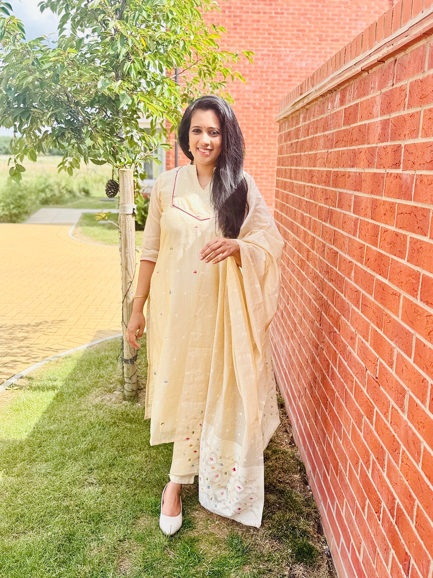 QS702 - Beige Jamdhani Salwar Set