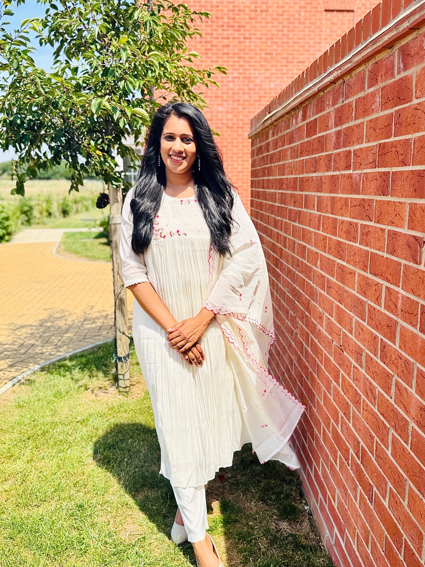 QS719 - Premium White Mulchanderi Anarkali  Set