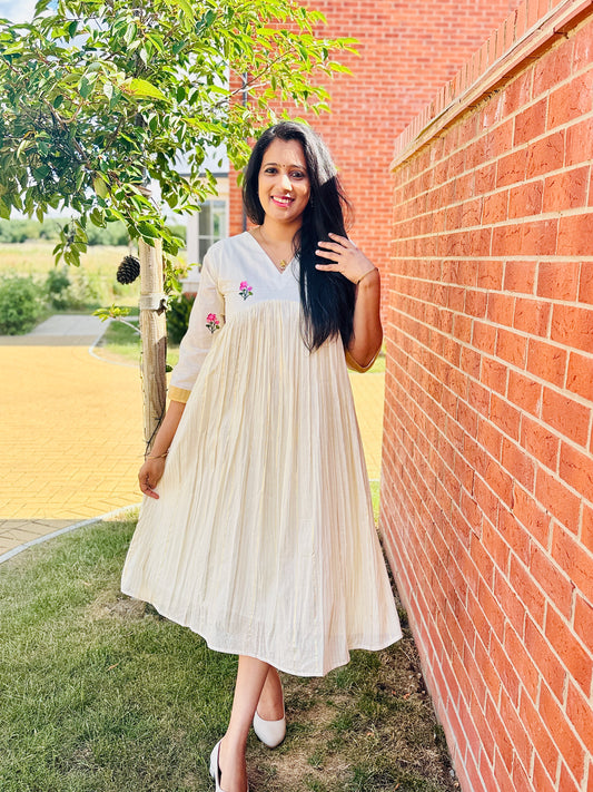 QS733- Lotus Embroidery Cotton Lurex Kurta