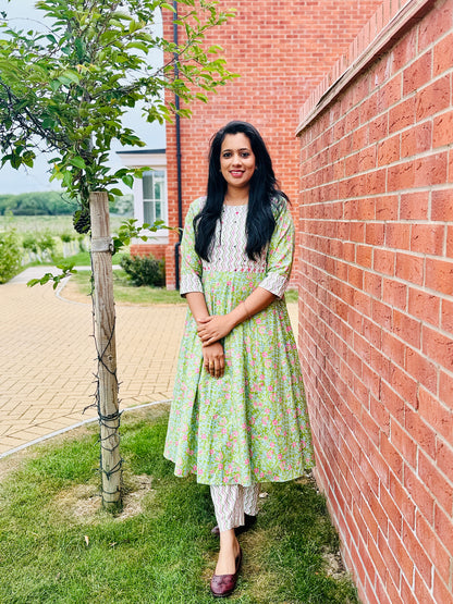 QS333-Green & White Cotton Coord Set