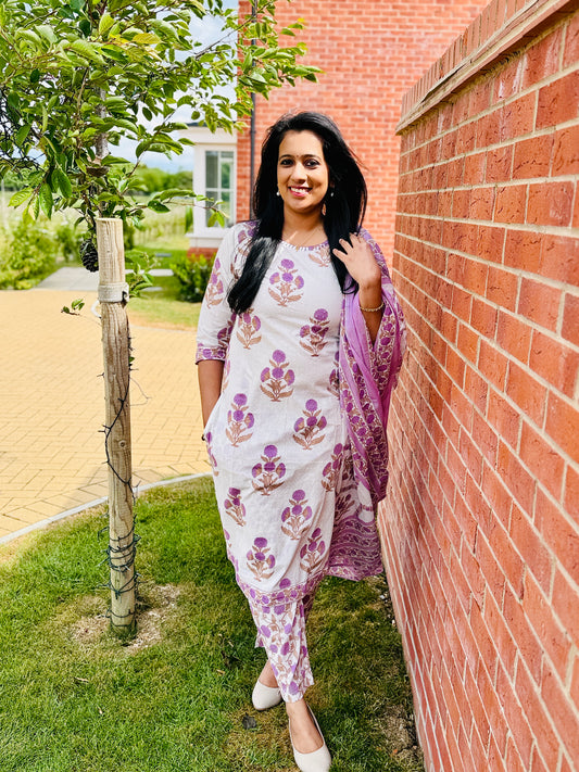 QS385-White & Lavender Cotton Salwar
